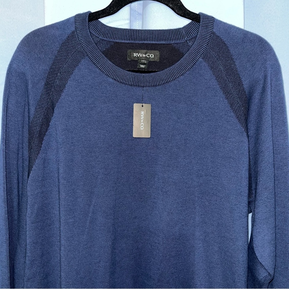 Mens RW&CO. crewneck sweater NWT, Large